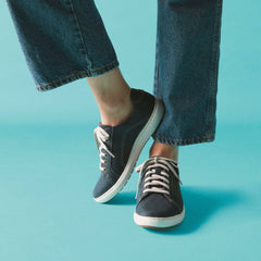 Nalle Lace Navy Nubuck