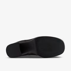 Pique Up Black Leather