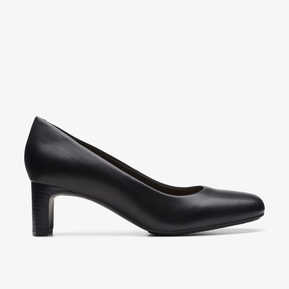 Kyndall Iris Black Leather