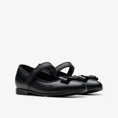 Finja Tap Older Black Leather