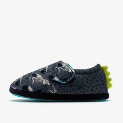 Fluffy Snug Kid Dark Grey Interest