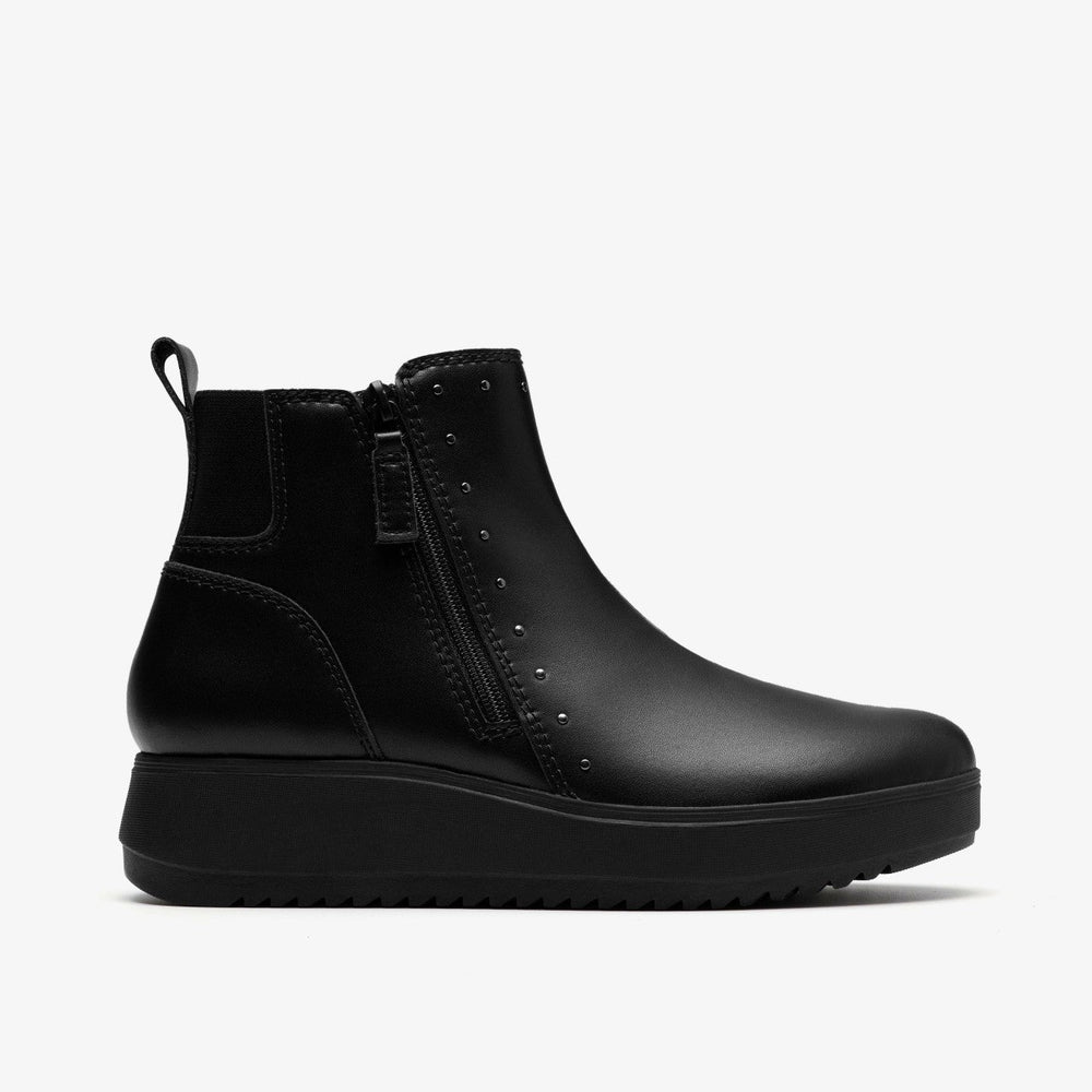 Zylah Willow Black Leather