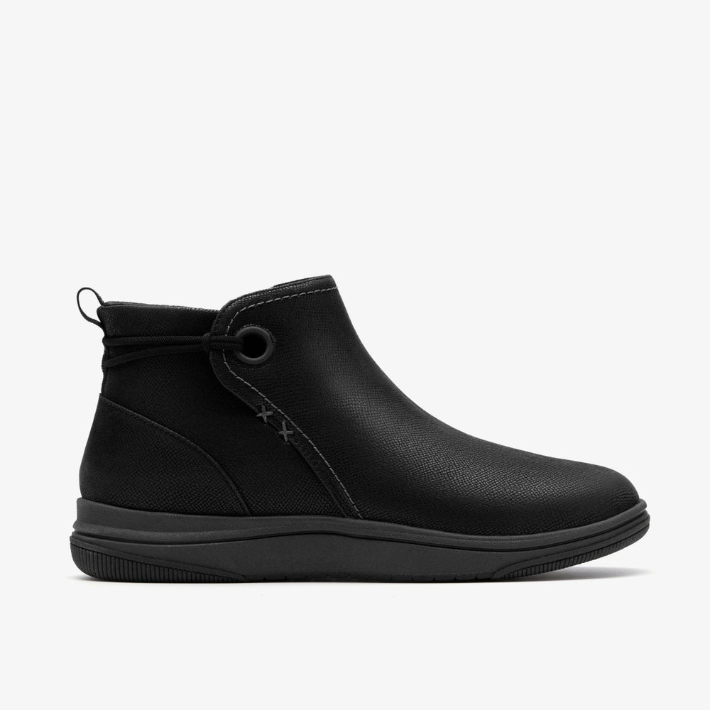 Brinkley Derby Black