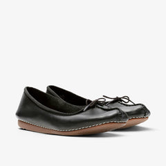 Freckle Ice Black Leather