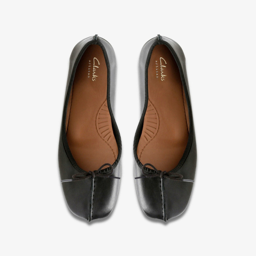 Freckle Ice Black Leather