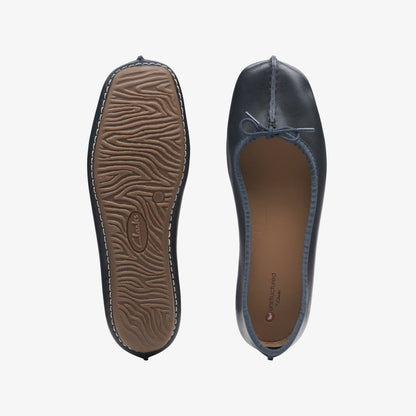 Freckle Ice Navy Leather