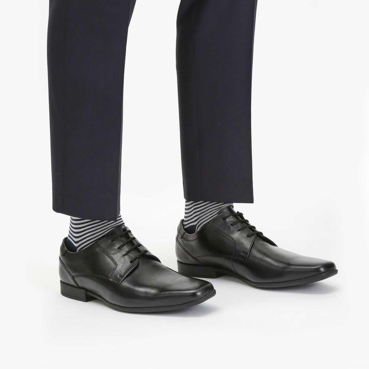 Sidton Lace Black Leather