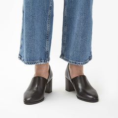 Freva 55 Lily Black Leather