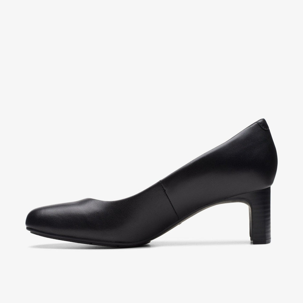 Kyndall Iris Black Leather