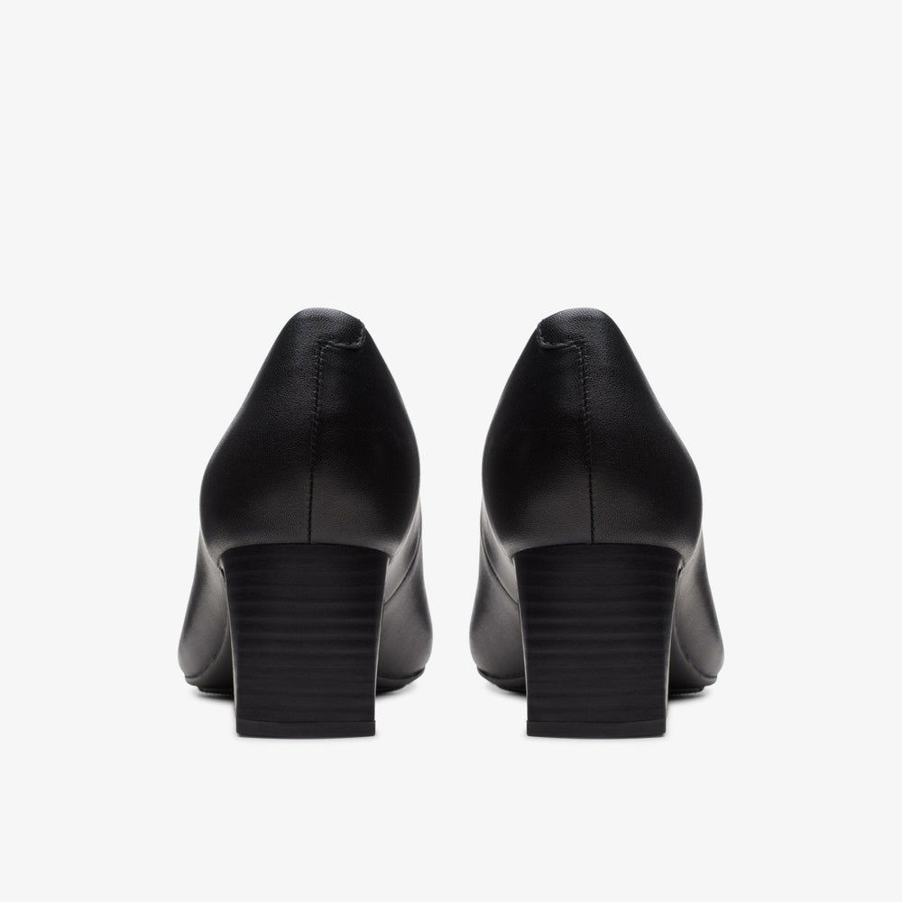 Kyndall Iris Black Leather