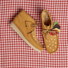 Wallabee Boot Tan Embroidery