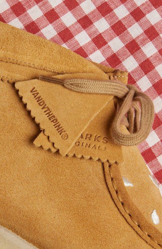 Wallabee Boot Tan Embroidery