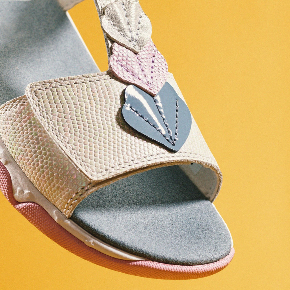 Osian Charm Kid White