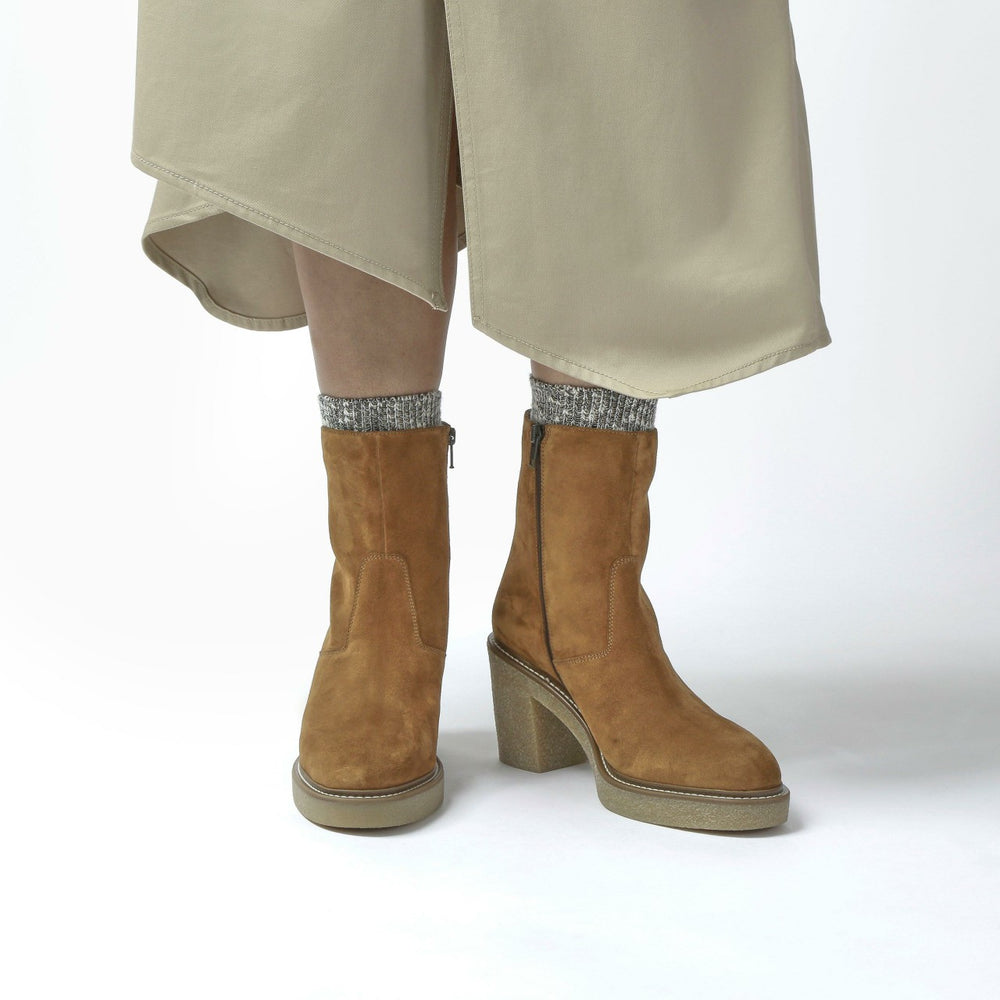 Colden Up Dark Tan Suede