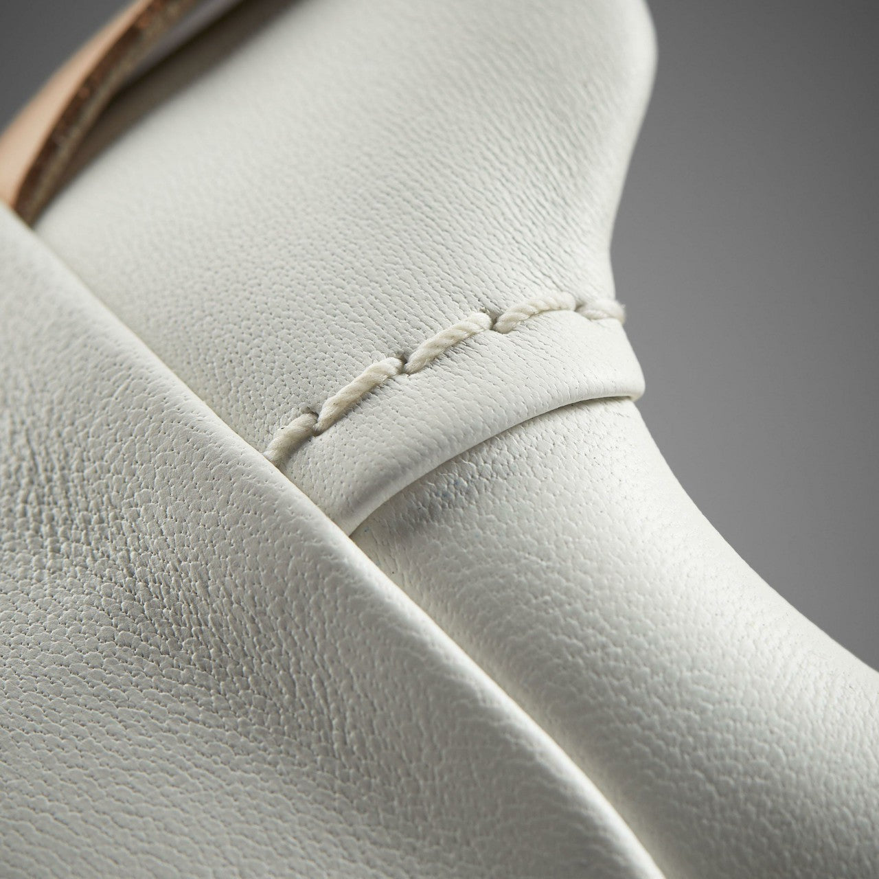 Hollyhock Walk Off White Leather