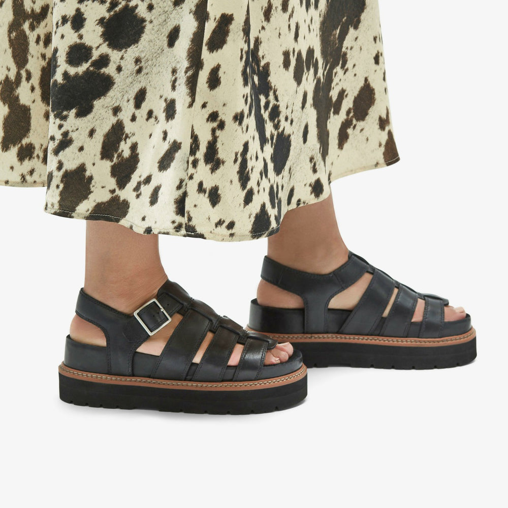 Orianna Twist Black Leather