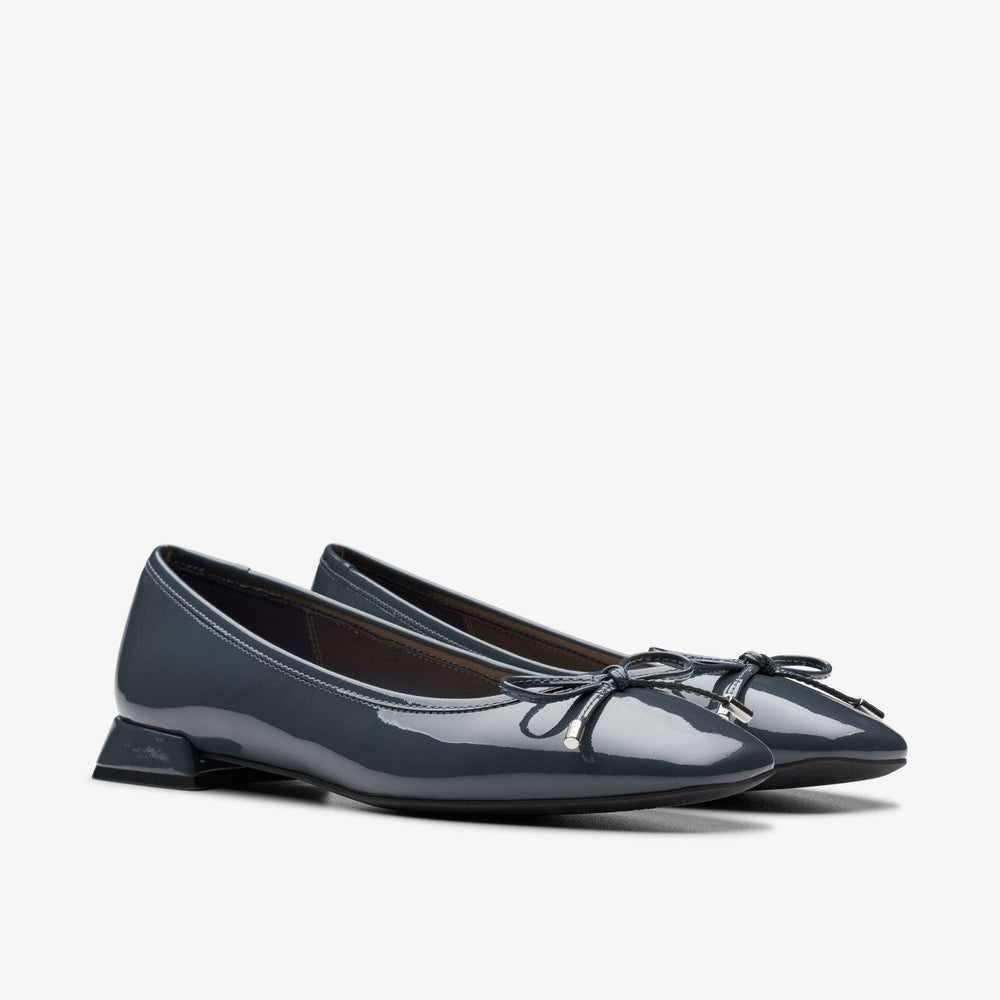 Ubree 15 Step Navy Patent
