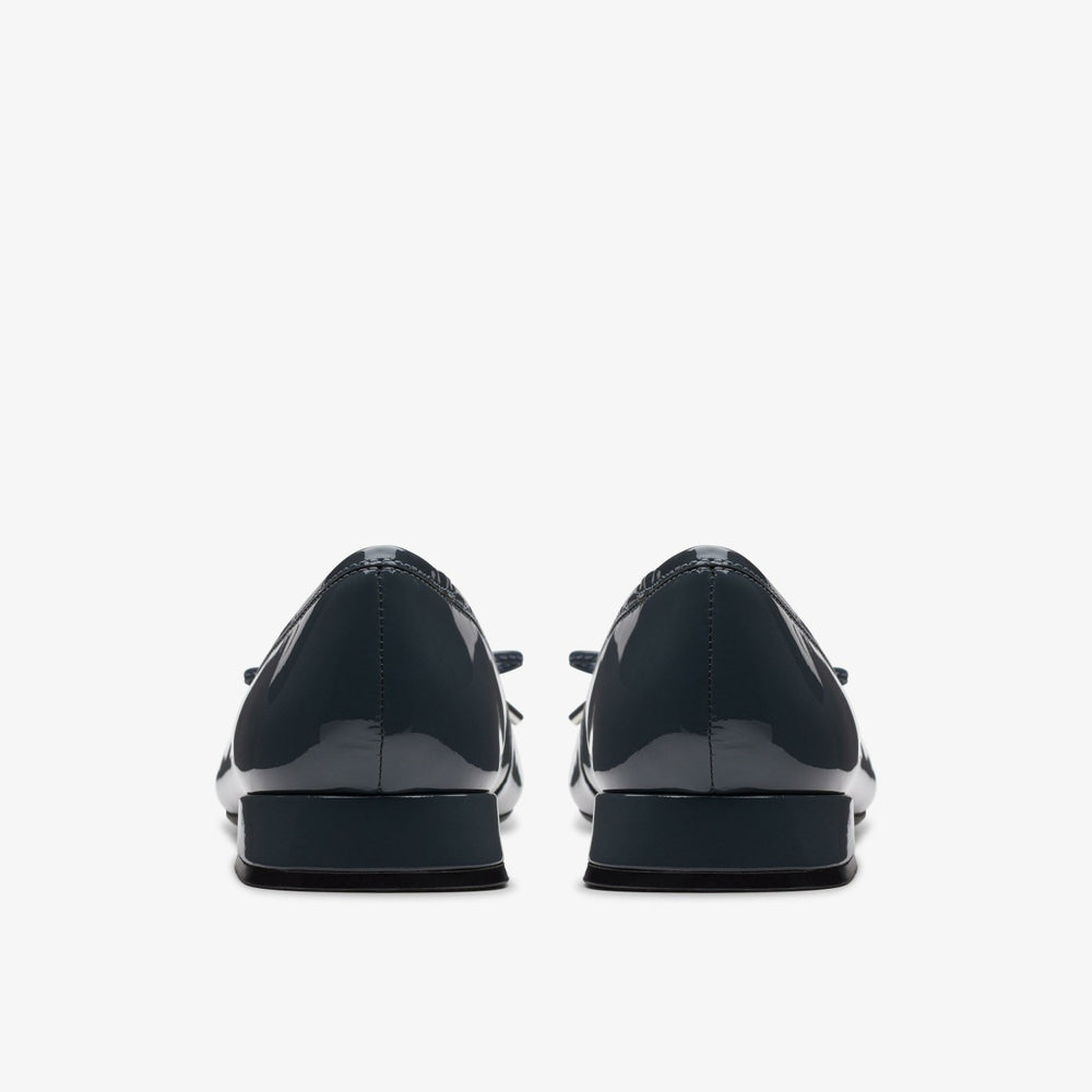 Ubree 15 Step Navy Patent