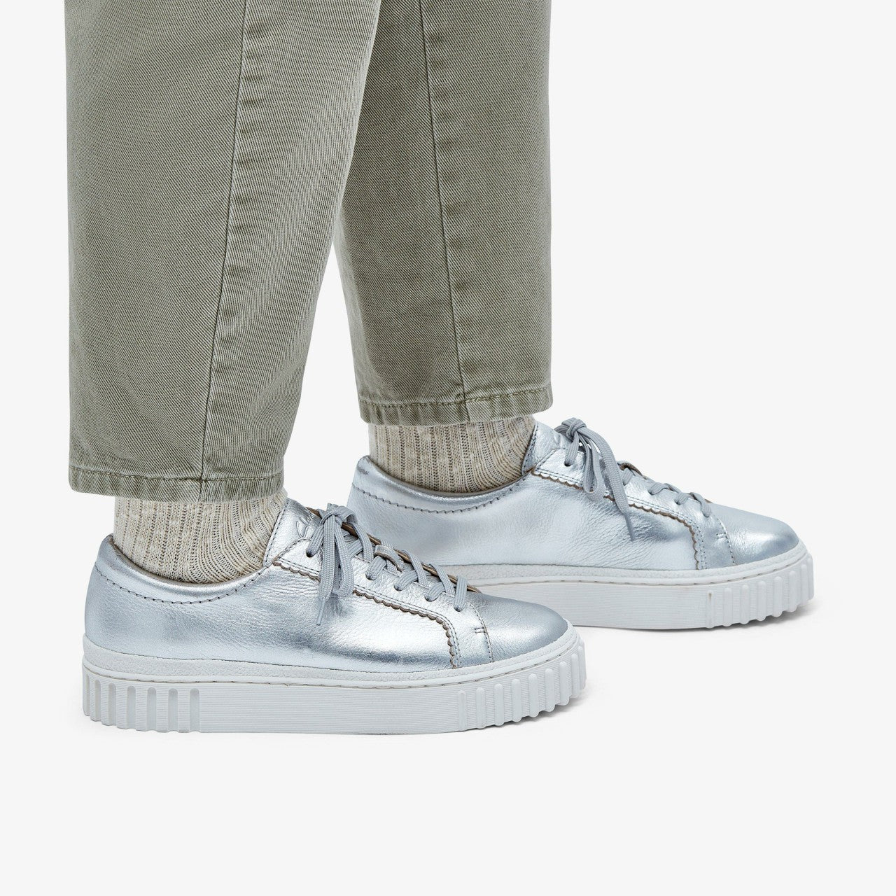 Mayhill Walk Silver Metallic