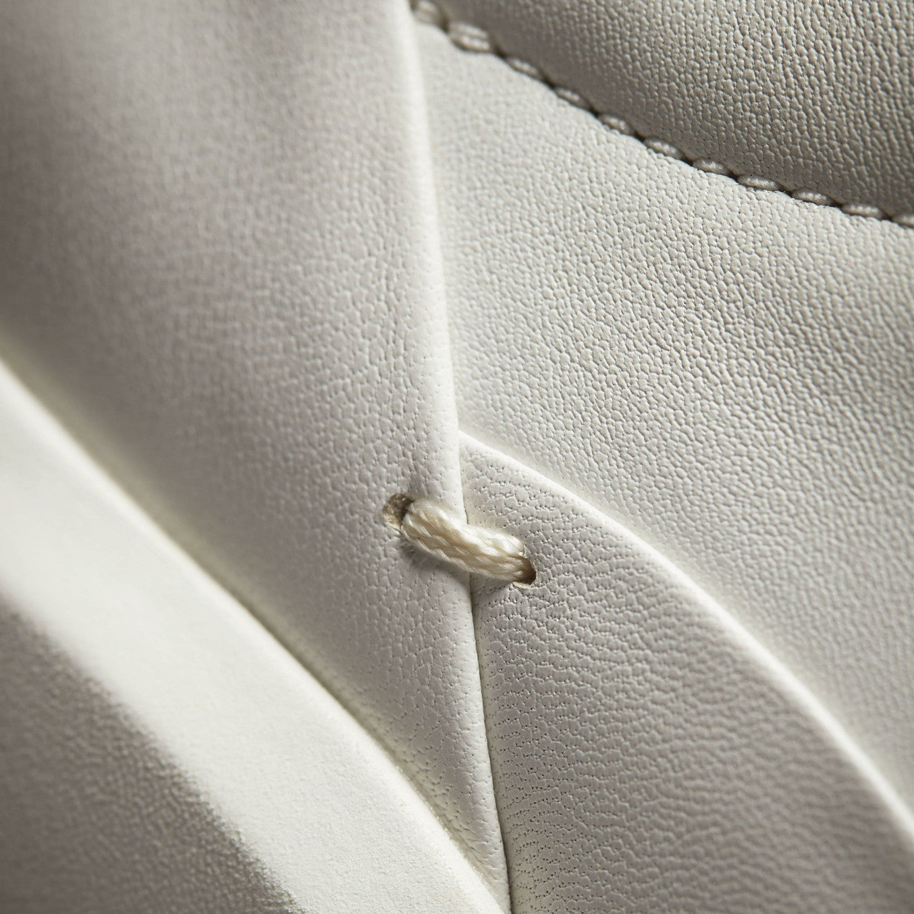 Tivoli Zip Off White Leather