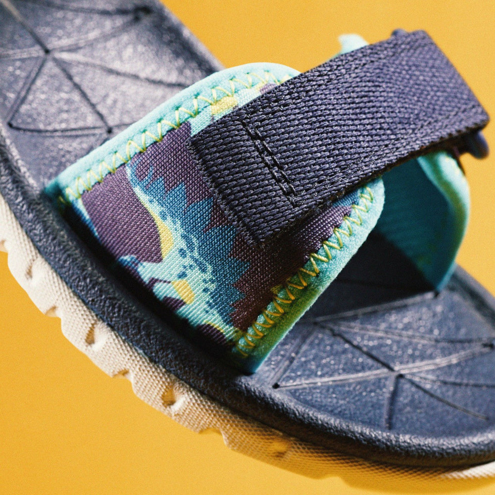 Surfing Tide Kid Navy
