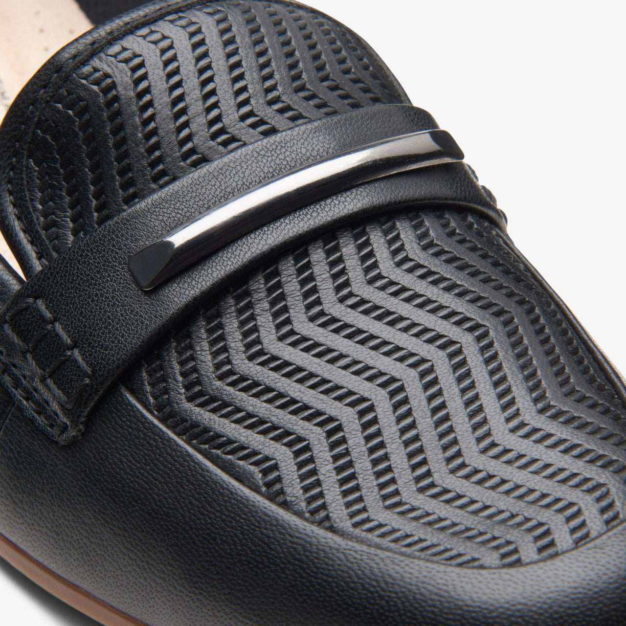 Juliet Aster Black Leather