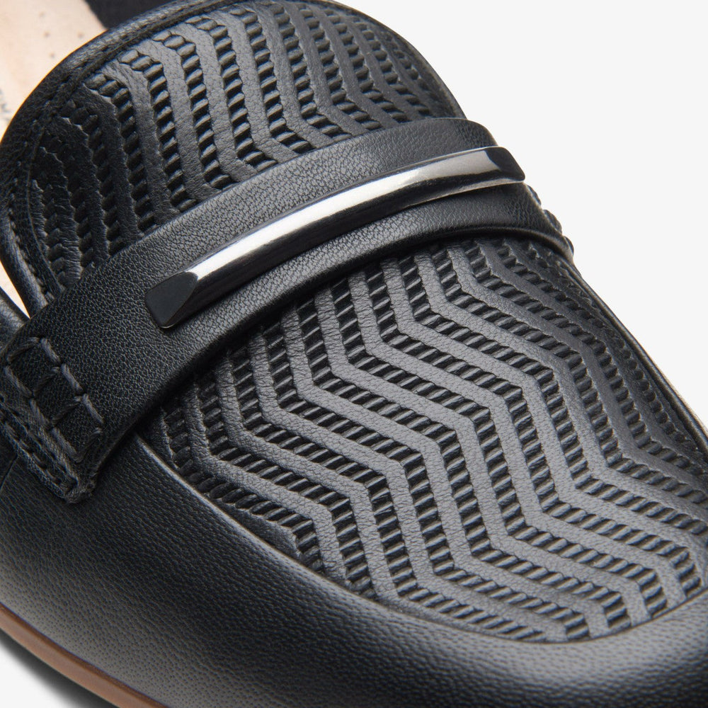 Juliet Aster Black Leather