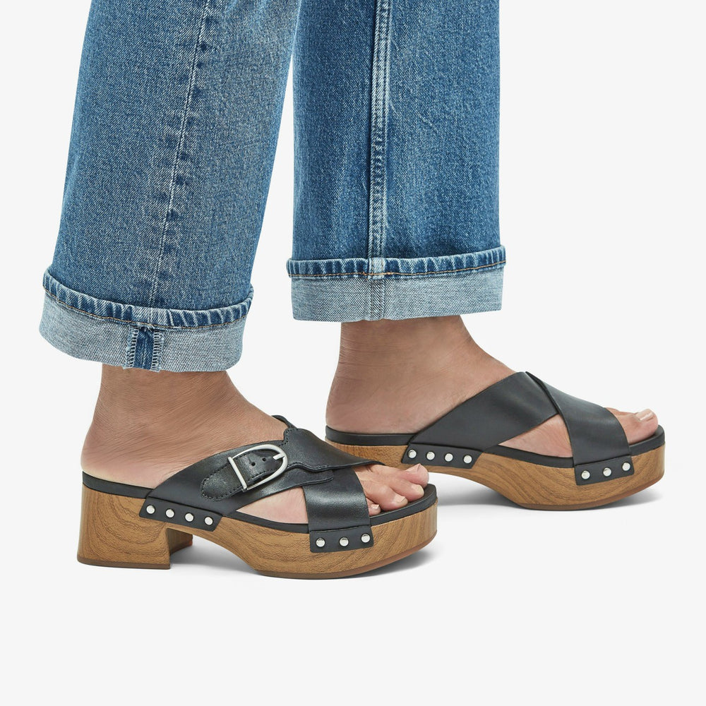 Sivanne Walk Black Leather