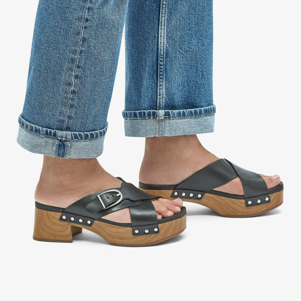 Sivanne Walk Black Leather
