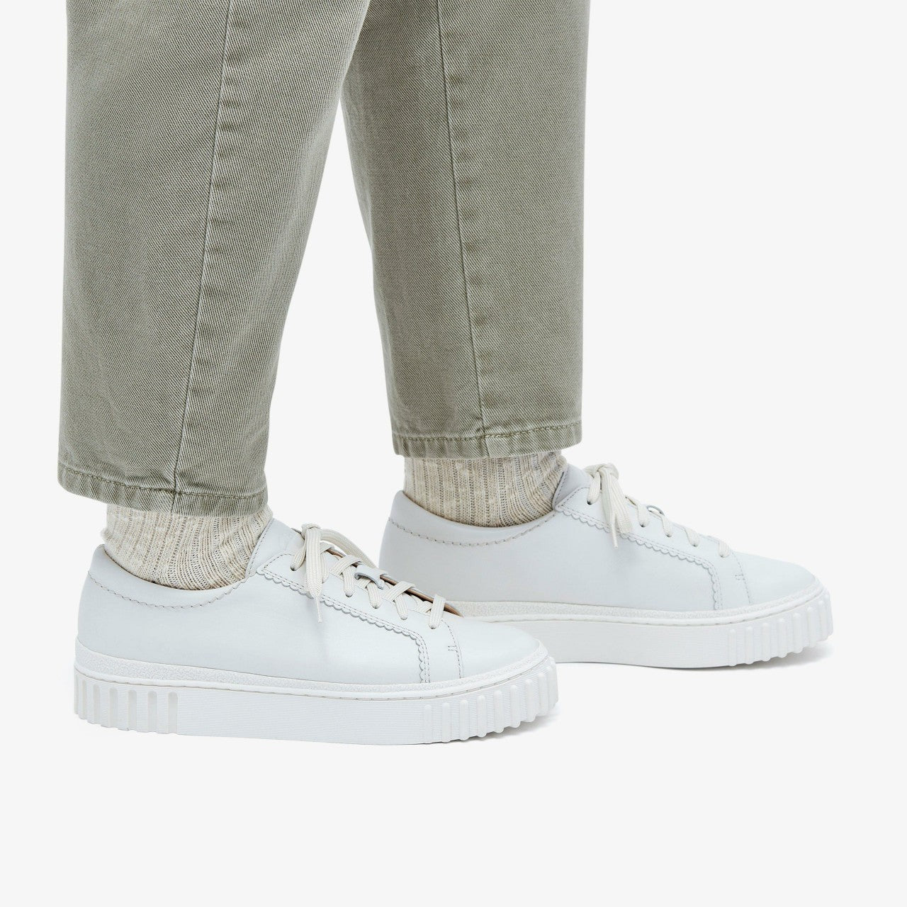 Mayhill Walk Off White Leather