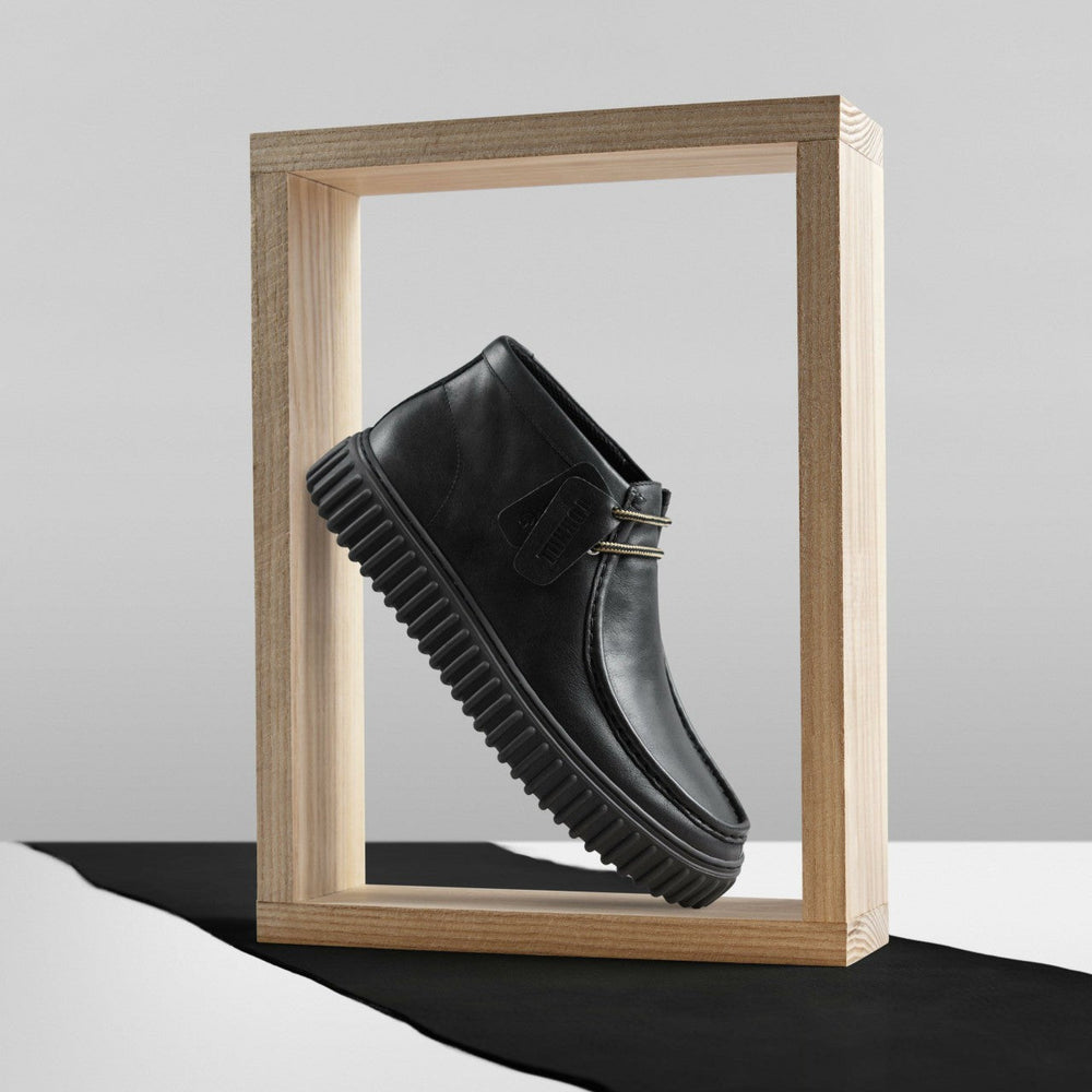 Torhill Hi Black Leather