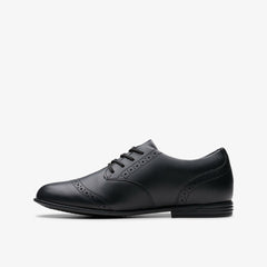 Finja Brogue Older Black Leather