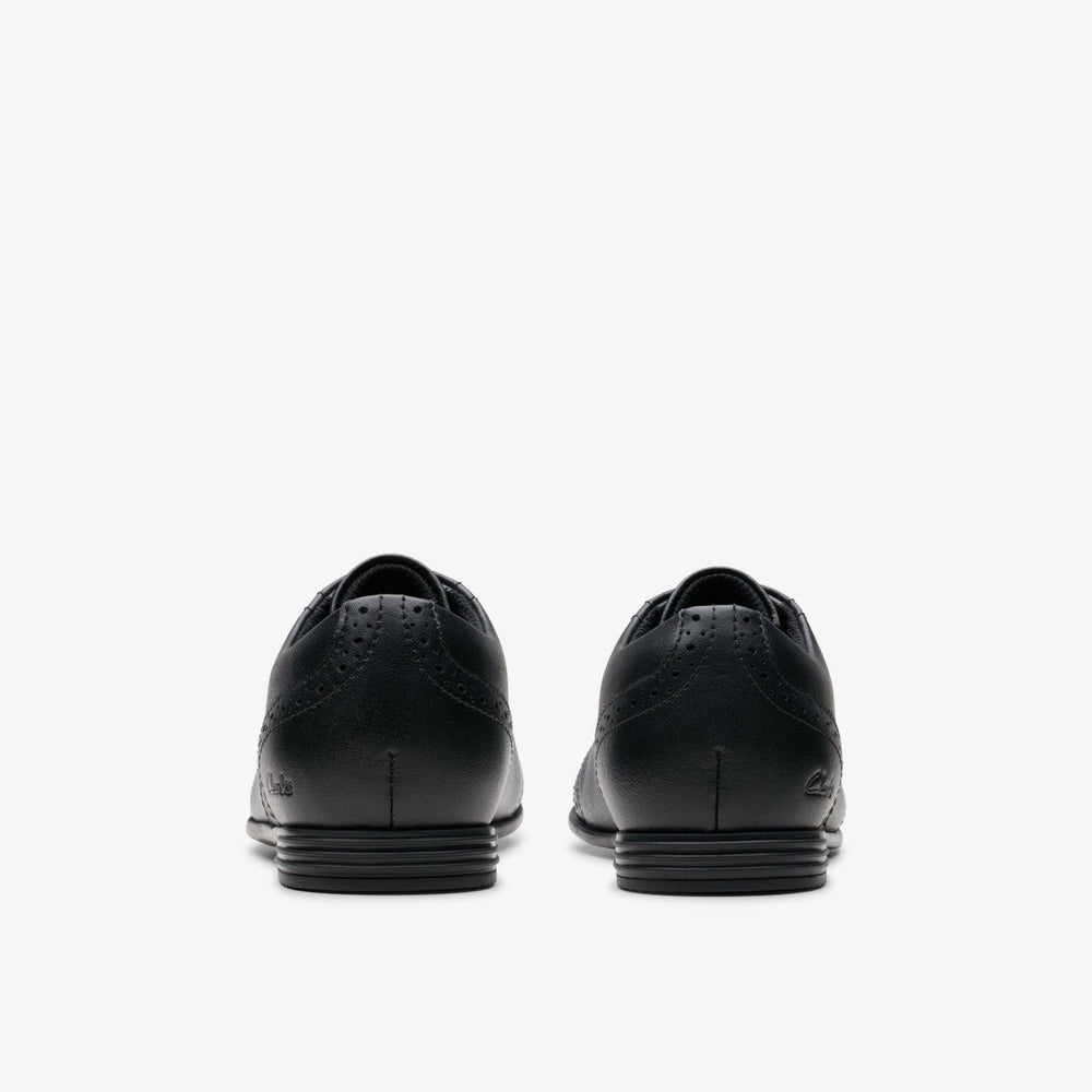 Finja Brogue Older Black Leather