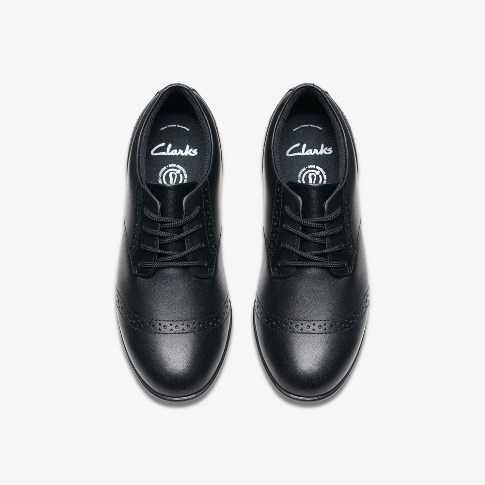 Finja Brogue Older Black Leather