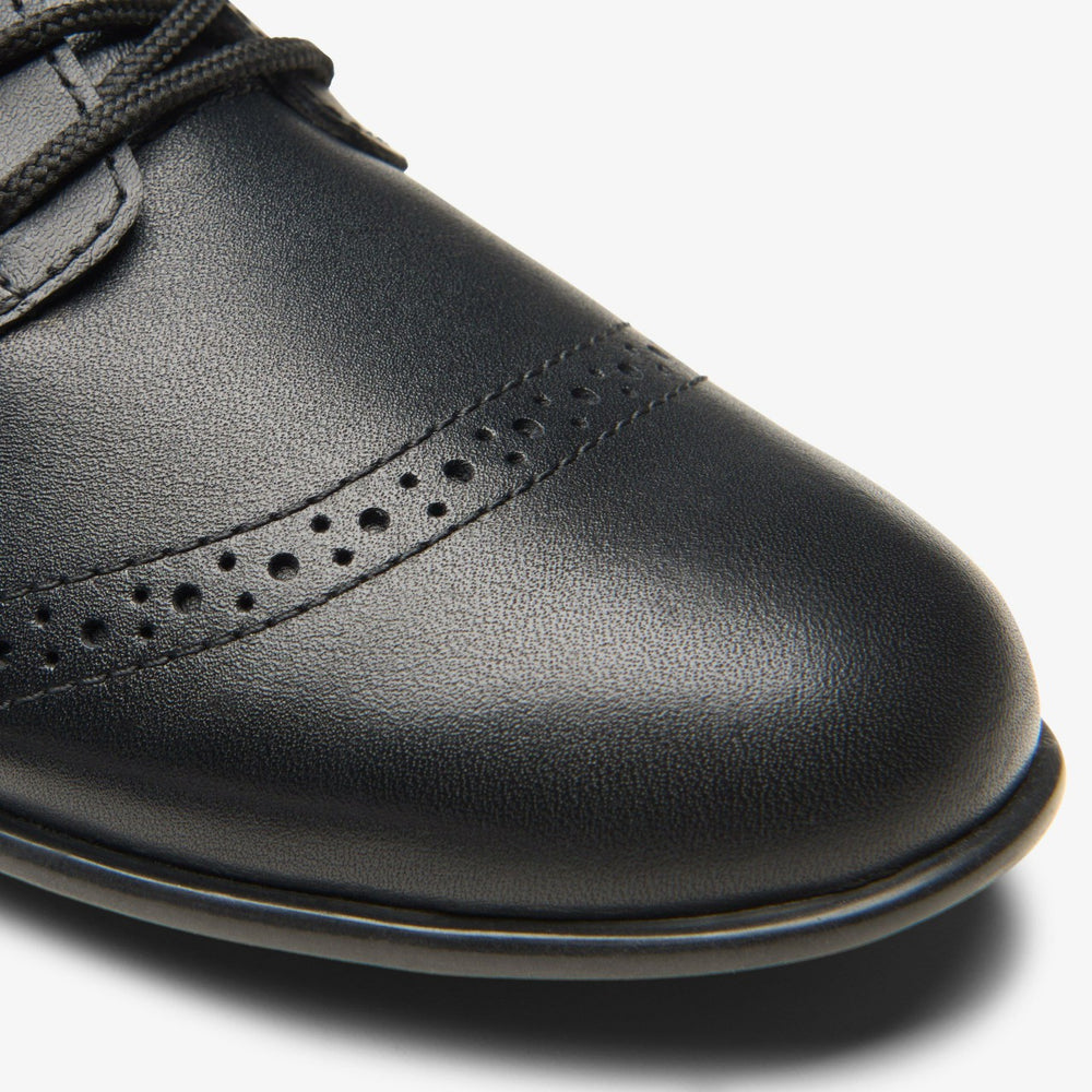 Finja Brogue Older Black Leather