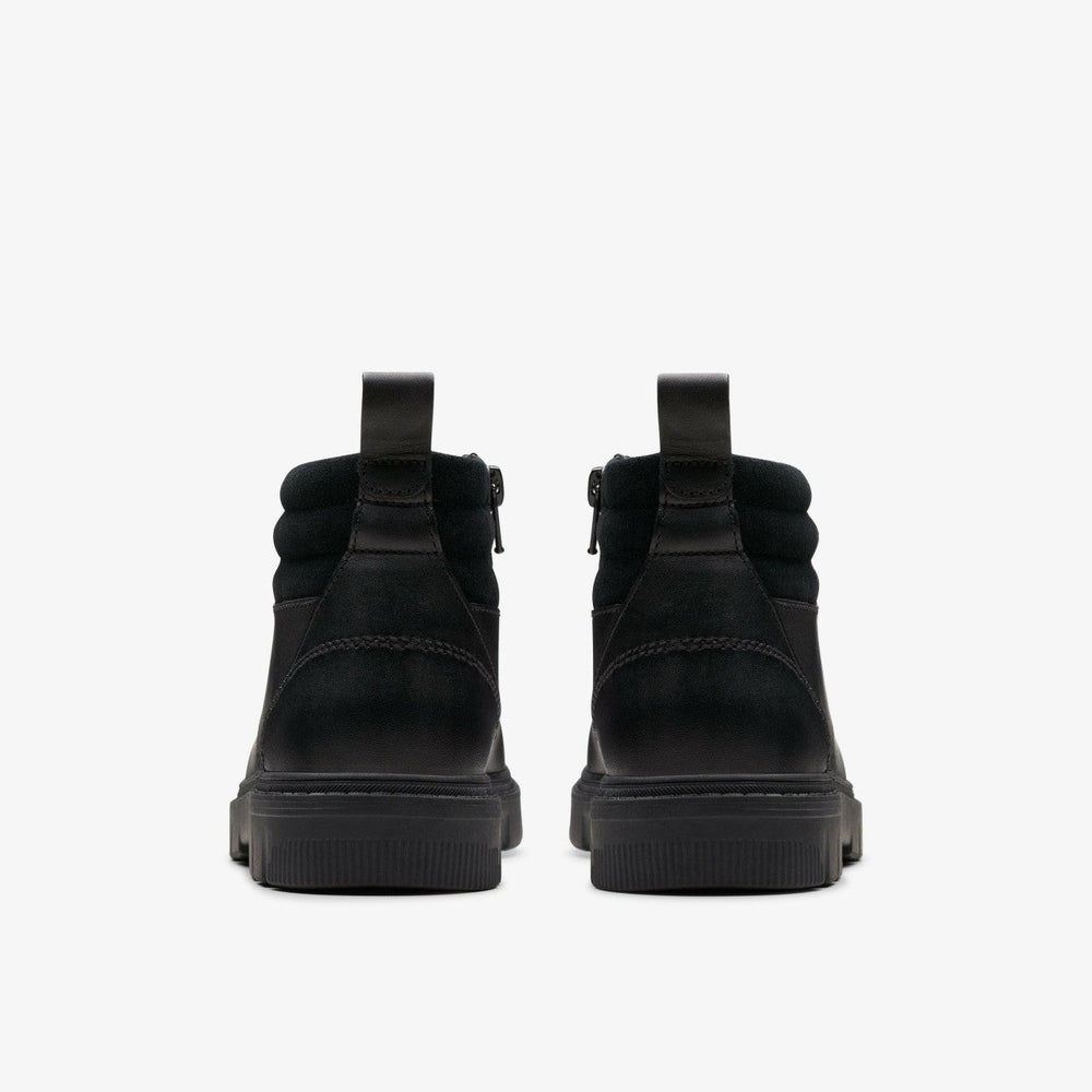 Lorcam Trail Older Black Leather