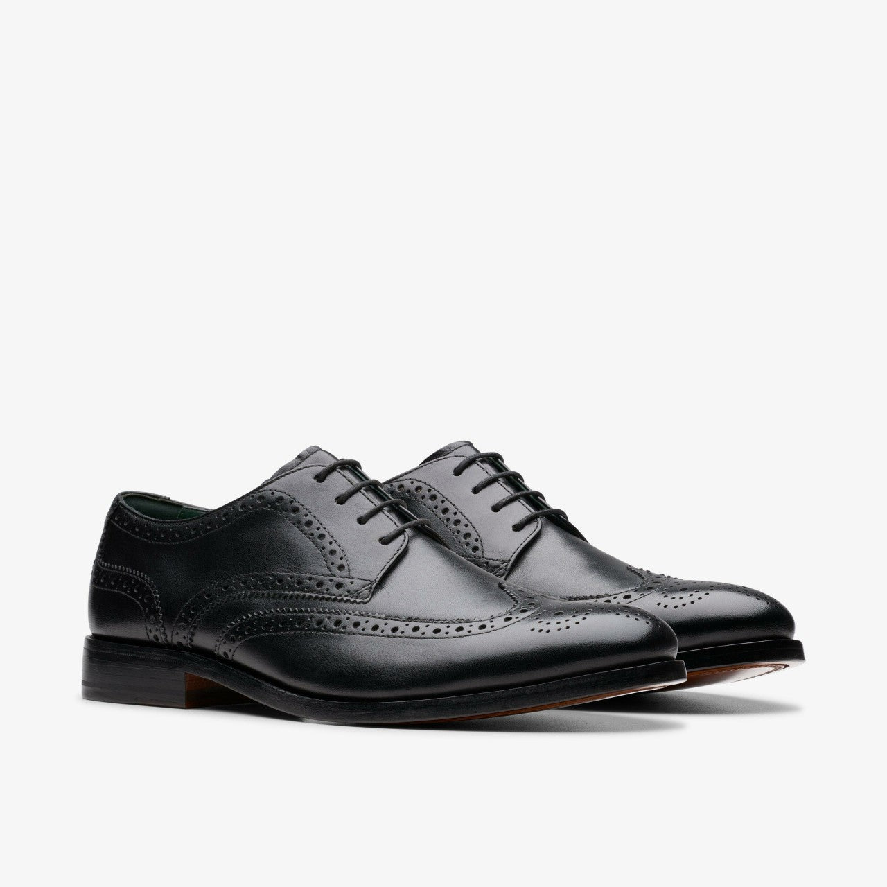 Craft James Tip Brogue Black Leather