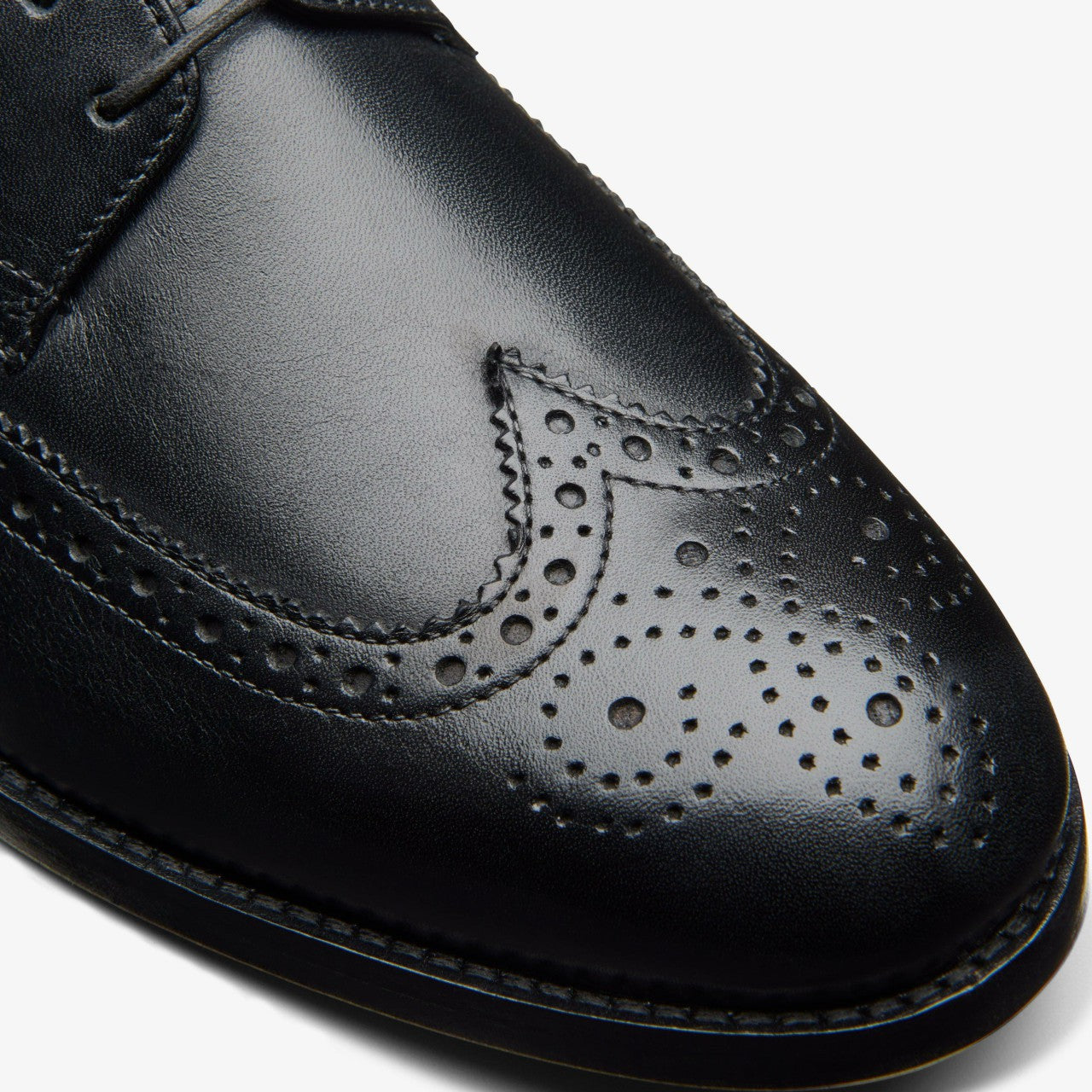 Craft James Tip Brogue Black Leather