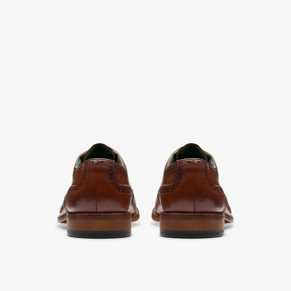 Craft James Tip Brogue Mid Tan Leather