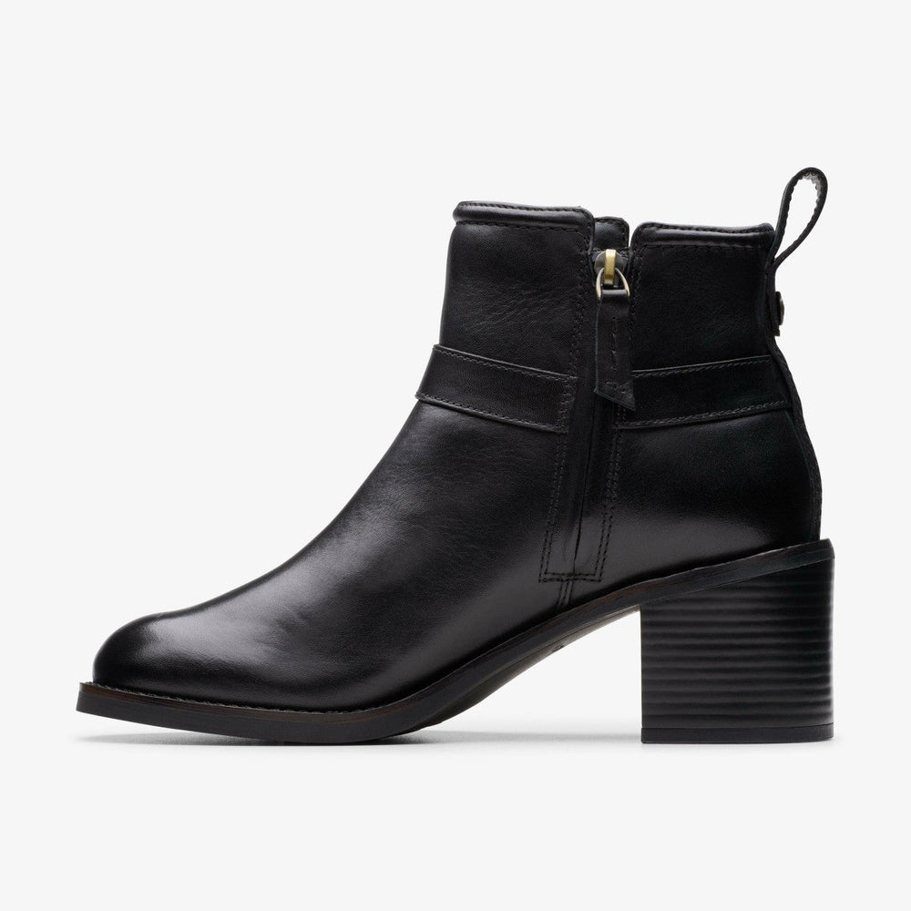 Chamberly Trim Black Leather
