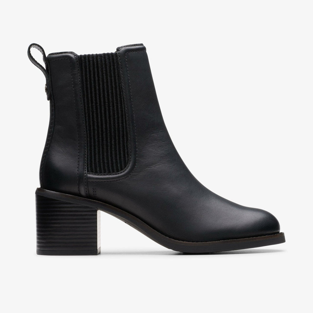 Chamberly Top Black Leather