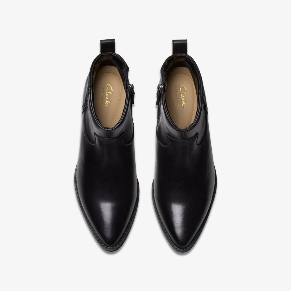 Morzine Sky Ankle Boot Black Leather