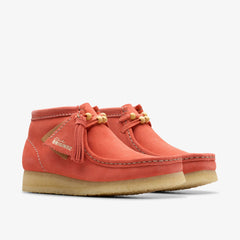 Wallabee Boot Coral Suede