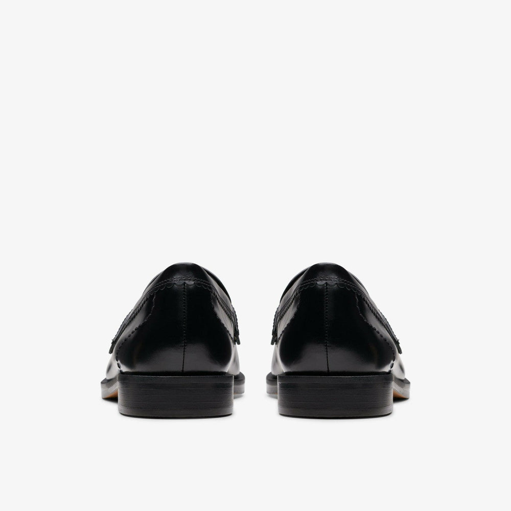 Straven Edge Black Leather