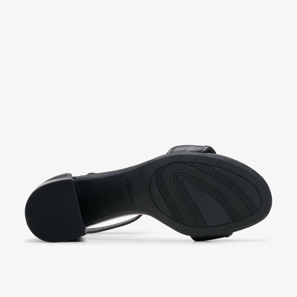 Ezoria Mae Black Leather