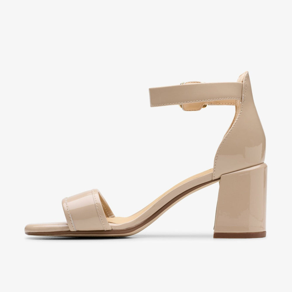 Ezoria Mae Sand Patent