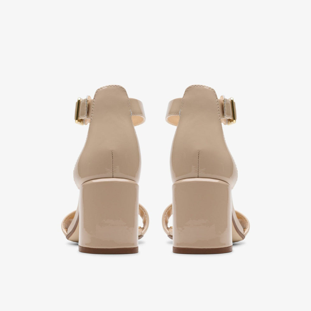 Ezoria Mae Sand Patent