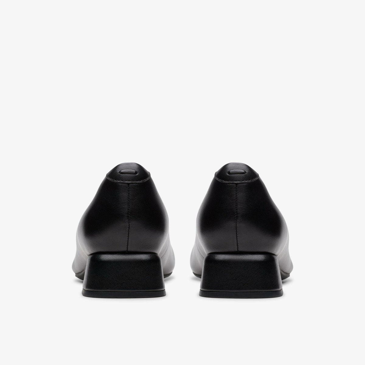 Daiss 30 Step Black Leather