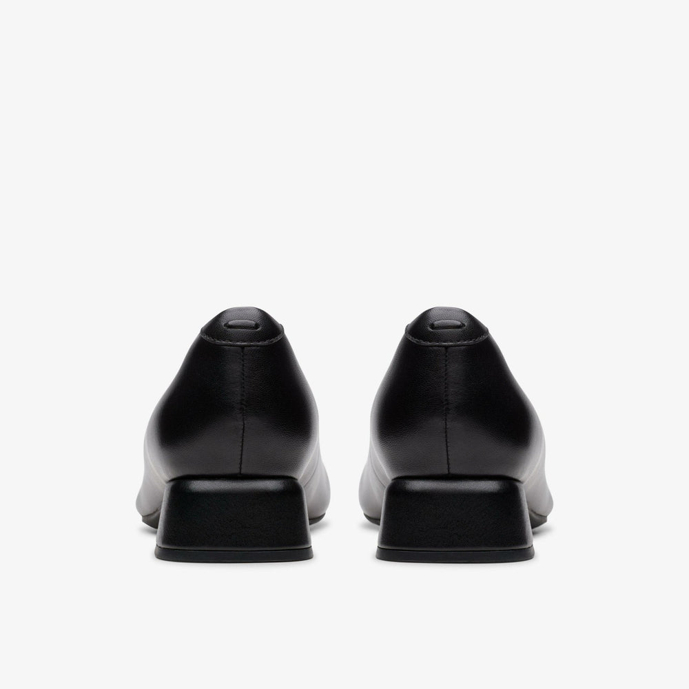 Daiss 30 Step Black Leather