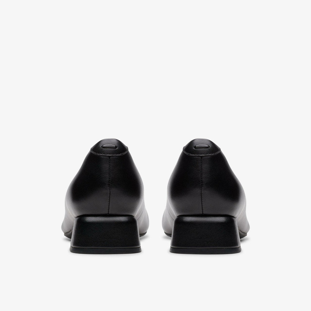 Daiss 30 Step Black Leather